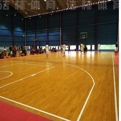 篮球场木地板面板选什么材料？ 浩林体育(图1)